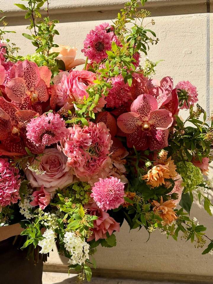 Fleuriste avec fleurs premium Paris
